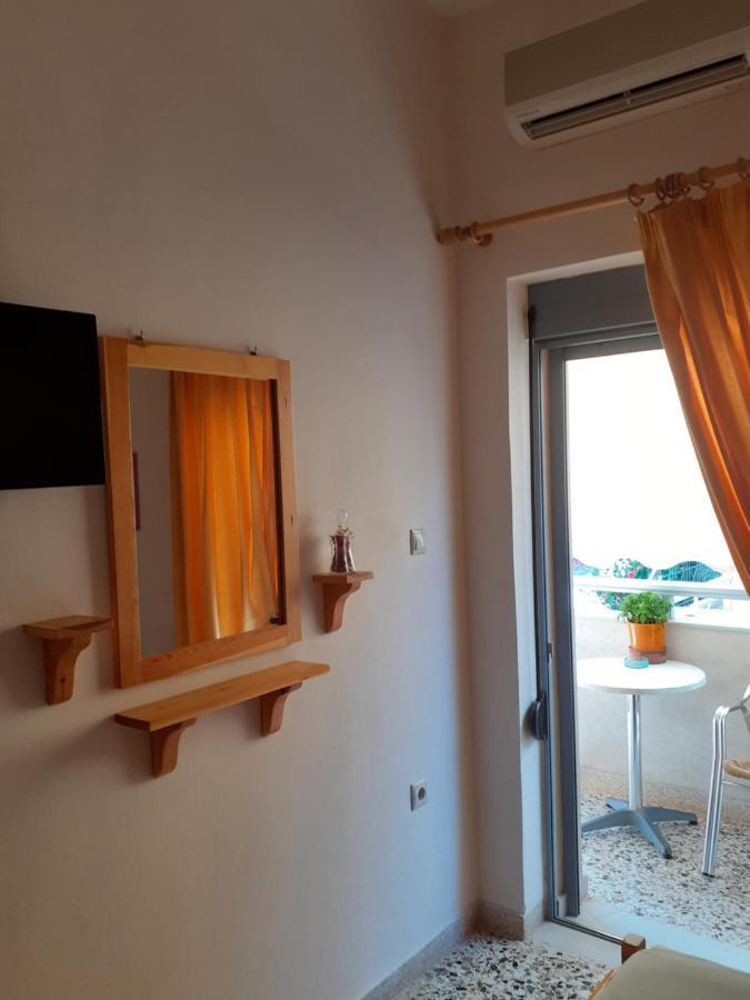 Kritikos Rooms モネンバシア エクステリア 写真