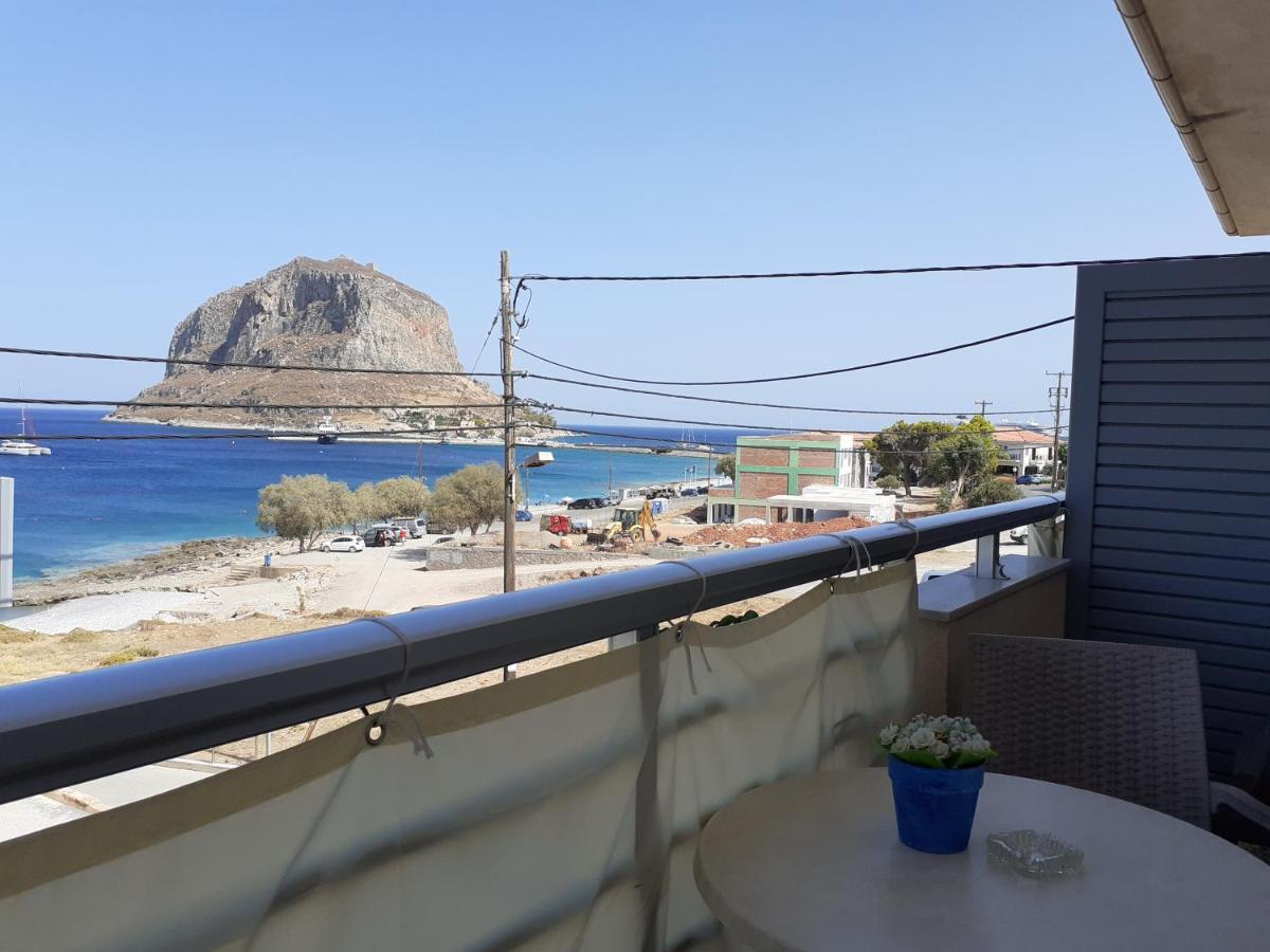 Kritikos Rooms モネンバシア エクステリア 写真
